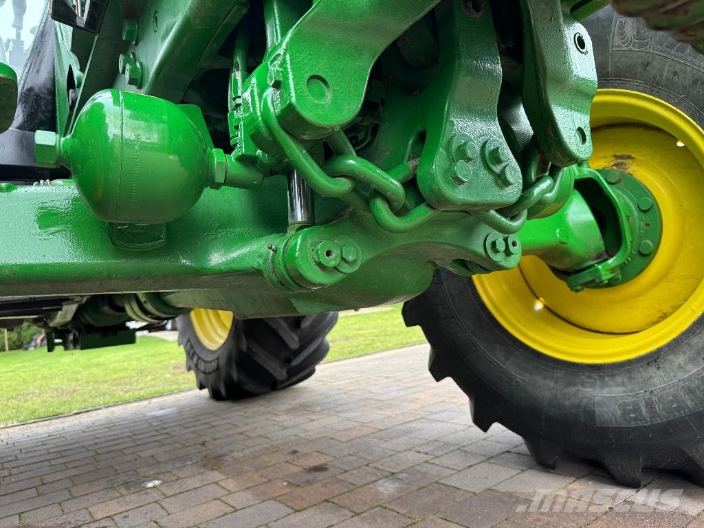 John Deere 6125 M Tractores