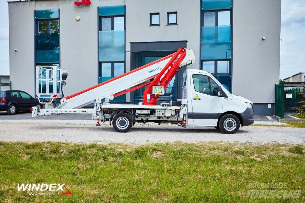 Multitel MTE 270 Plataformas sobre camión