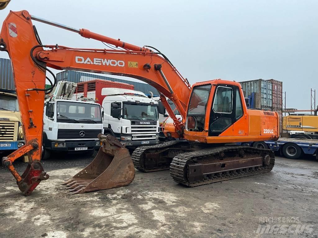 Daewoo Solar 220 LC Excavadoras de cadenas
