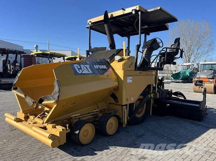 CAT AP 500E Asfaltadoras