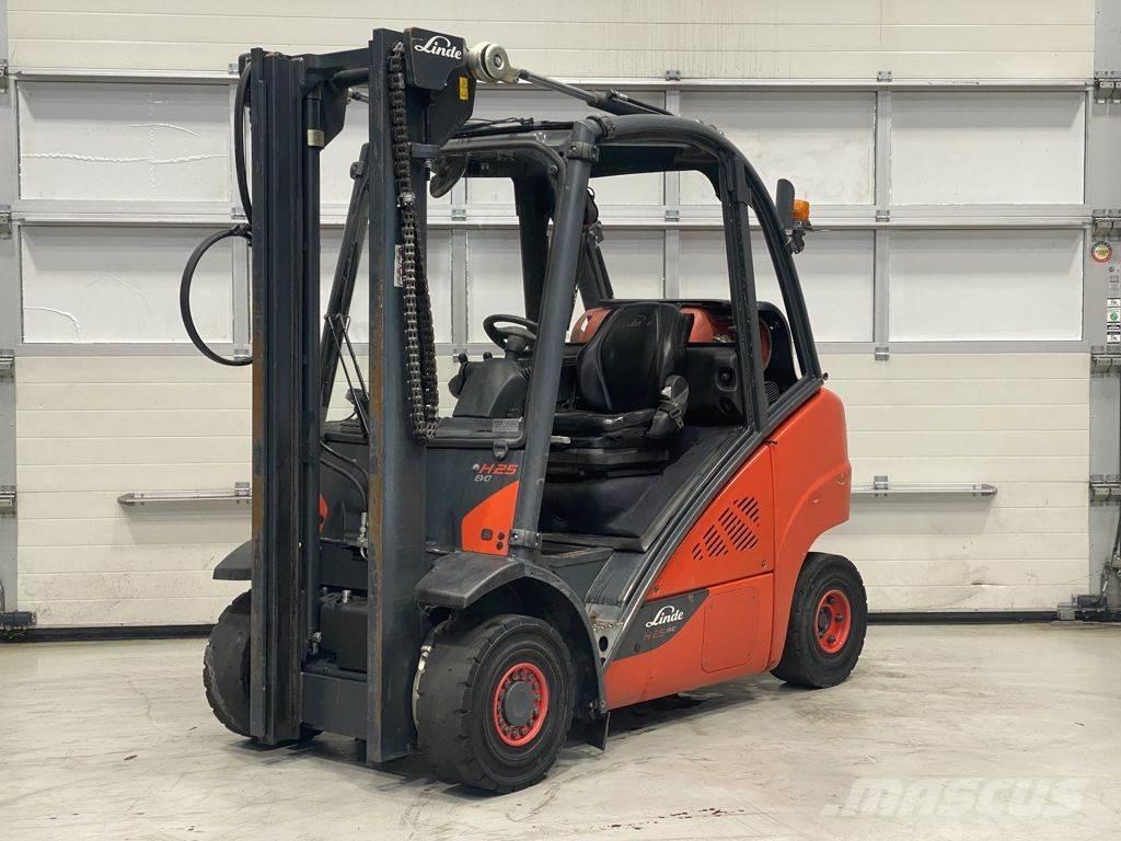 Linde H25T-02 Carretillas LPG