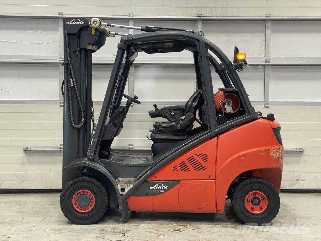 Linde H25T-02 Carretillas LPG