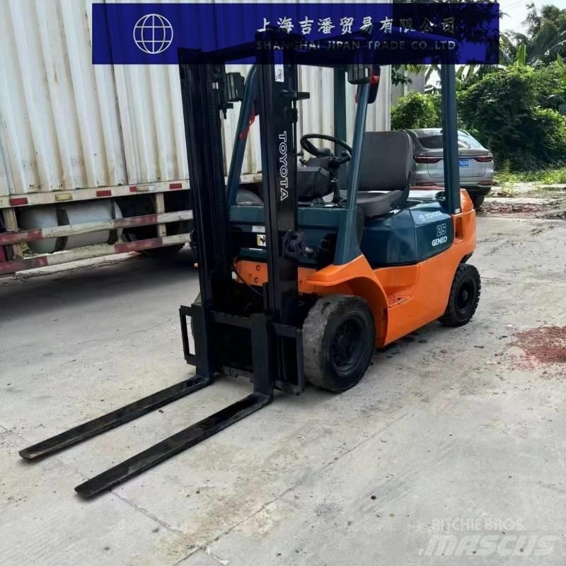 Toyota FD 25 Carretillas diesel