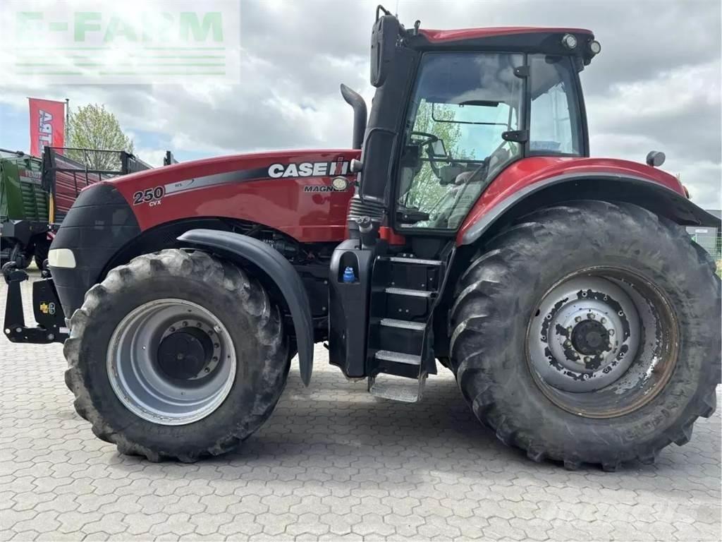 Case IH cvx 310 Tractores