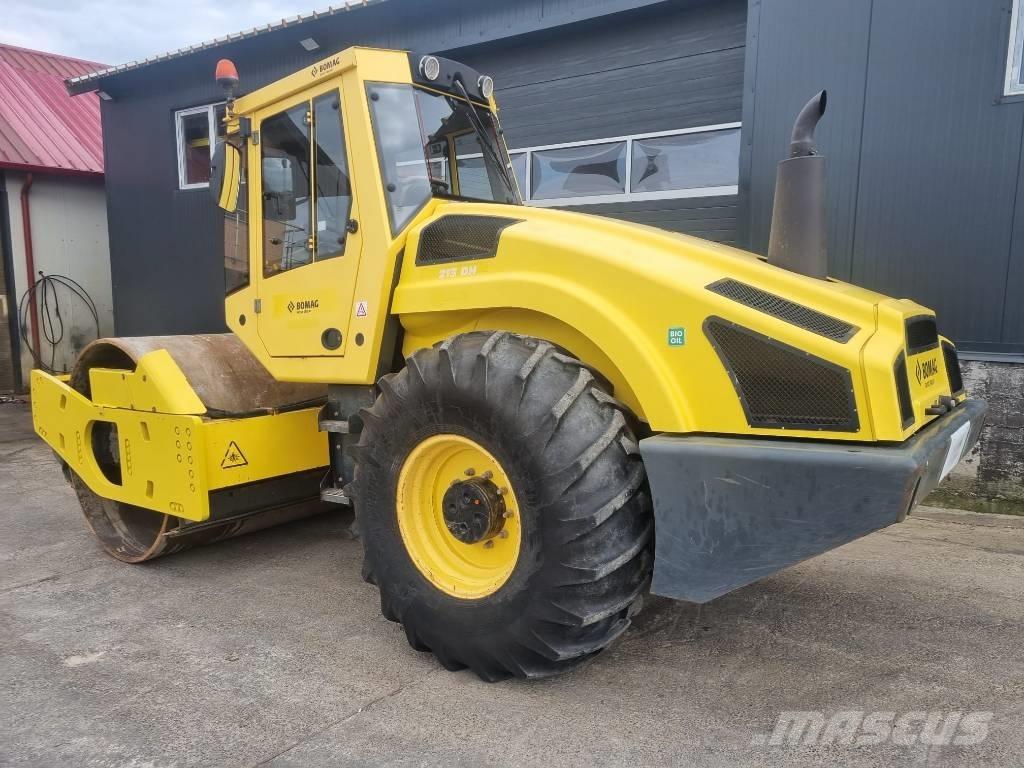 Bomag 213HD Rodillos sobre neumáticos