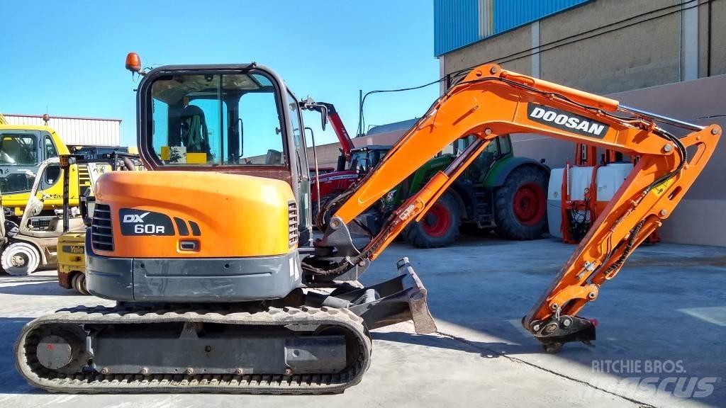 Doosan DX 60 R Mini excavadoras < 7t