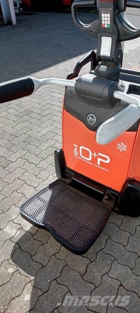 Toyota SPE140L Apiladores eléctricos