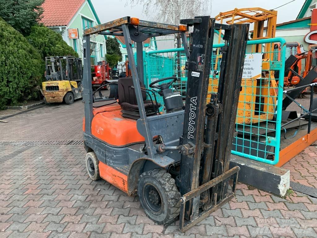 Toyota 6 FGF 15 Carretillas LPG