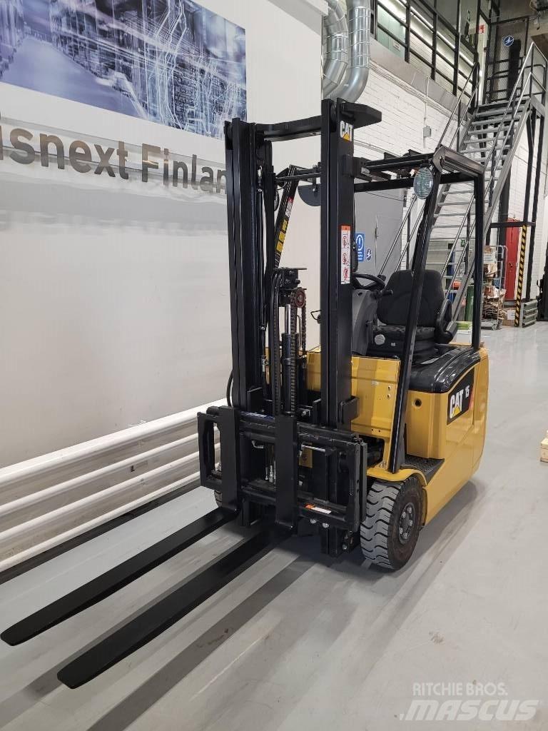 CAT EP15PNT Carretillas de horquilla eléctrica