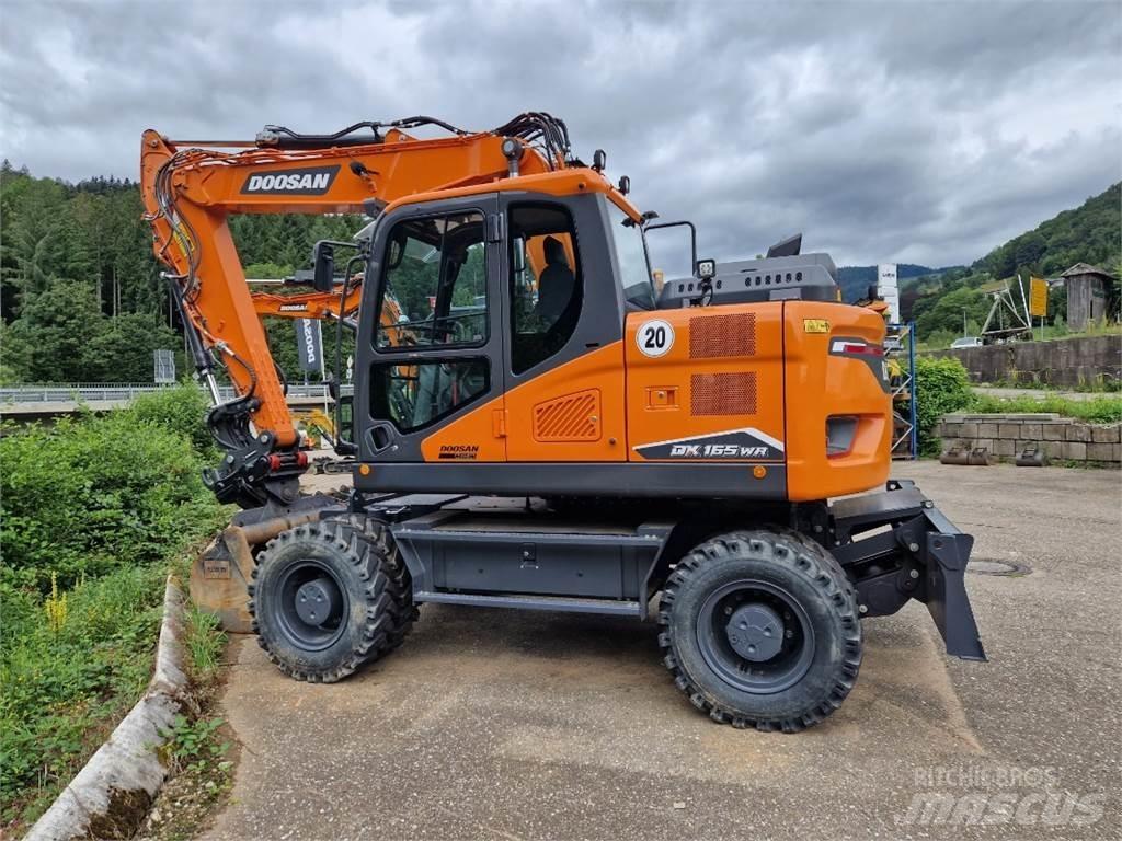 Doosan DX165WR-7 Excavadoras de ruedas