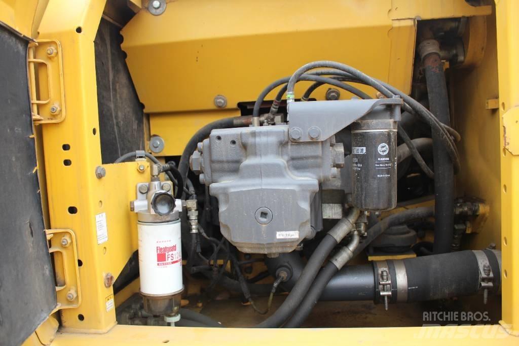 Komatsu PC 240 LC-8 Excavadoras de cadenas