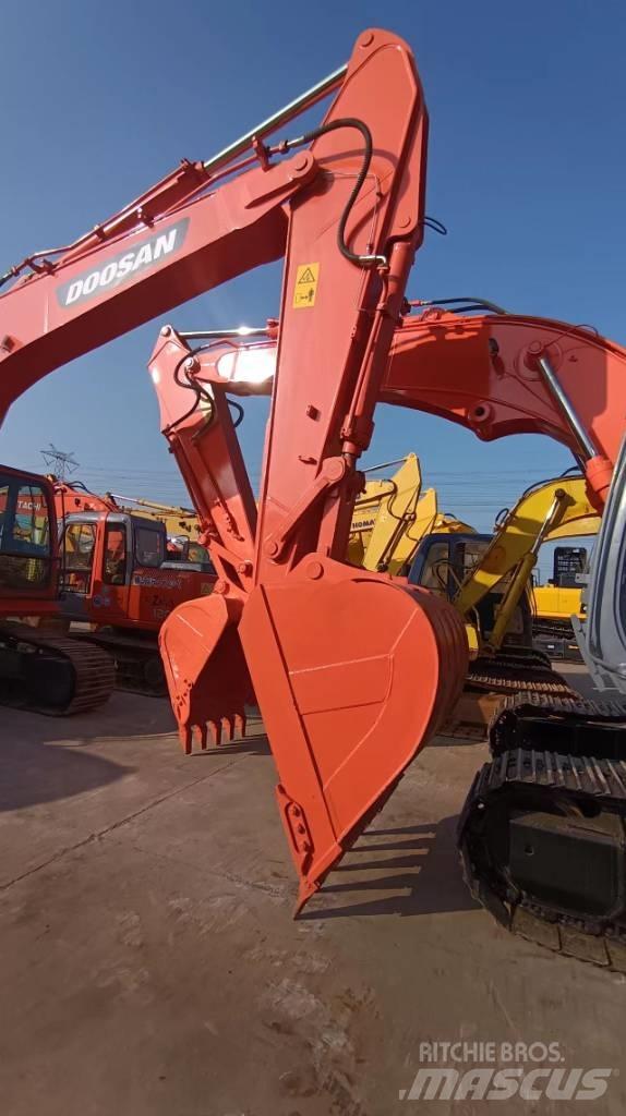 Doosan DX 300 LC Excavadoras de cadenas