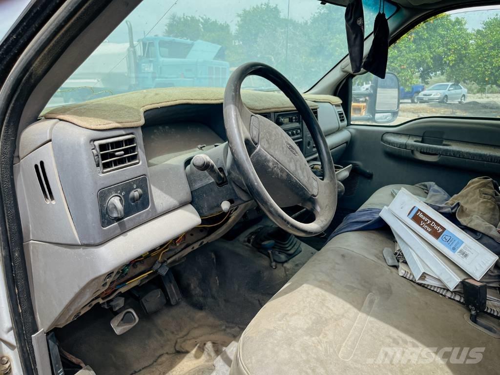 Ford F 550 SD Vehículos - Taller