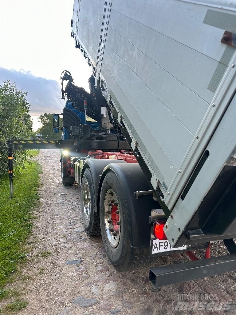Volvo FM 450 Camiones bañeras basculantes o volquetes
