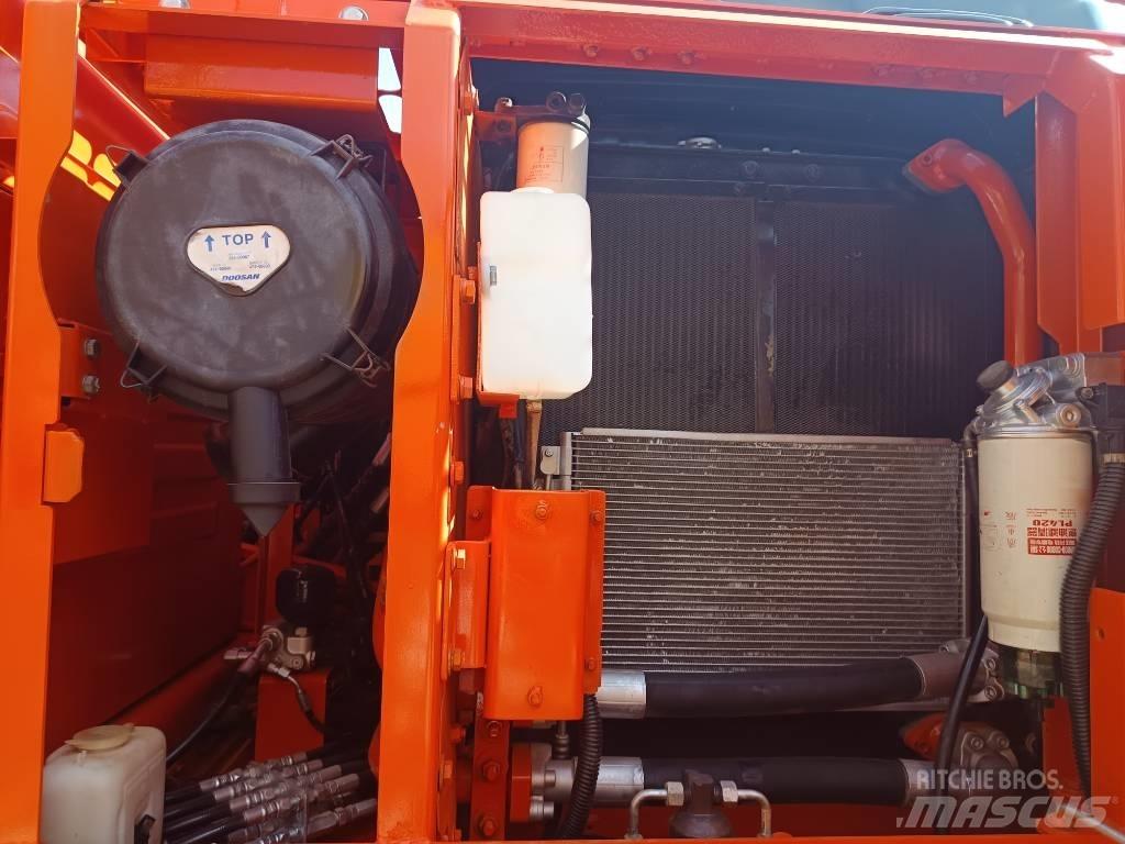 Doosan DX 150 LC Excavadoras de cadenas