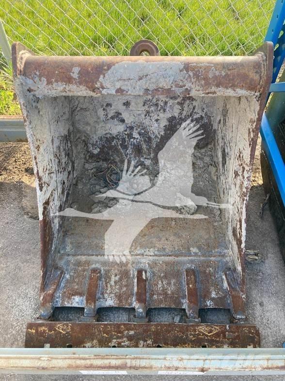  BU 30 BUCKET Cucharones