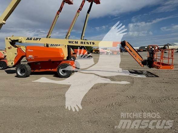 JLG 800AJ Plataforma de trabajo articulada