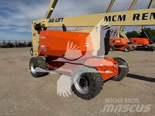 JLG 800AJ Plataforma de trabajo articulada