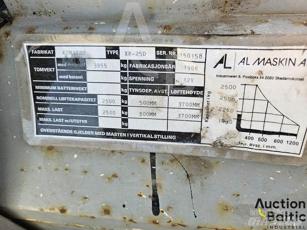 Komatsu XR-25D Carretillas diesel