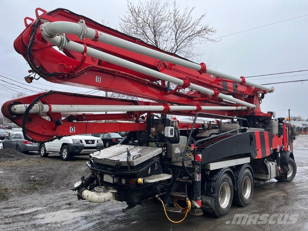 Liebherr 37XXT-Z4 Camión hormigonera