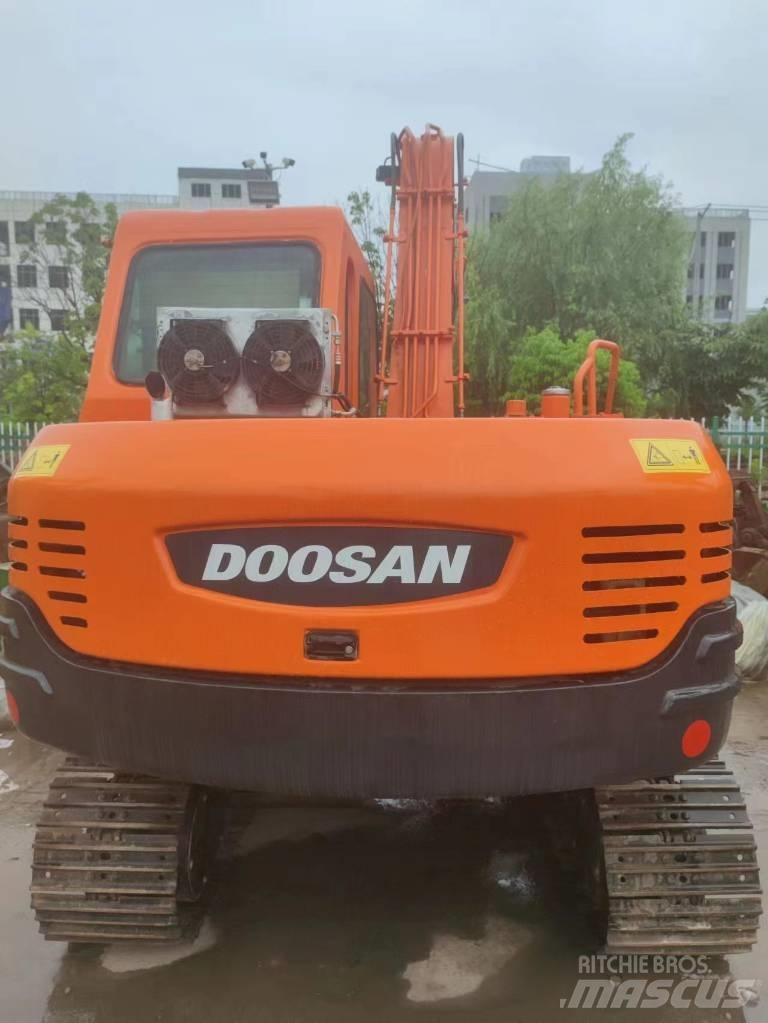 Doosan DH 80 Excavadoras de cadenas