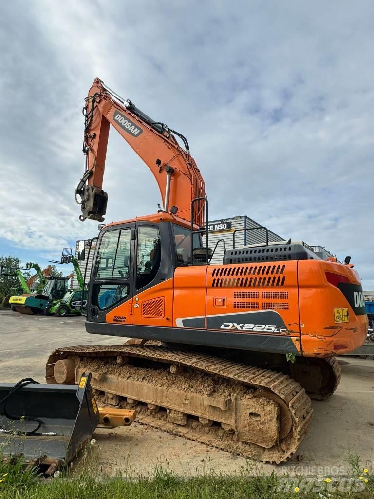 Doosan DX 225 LC-5 Excavadoras de cadenas