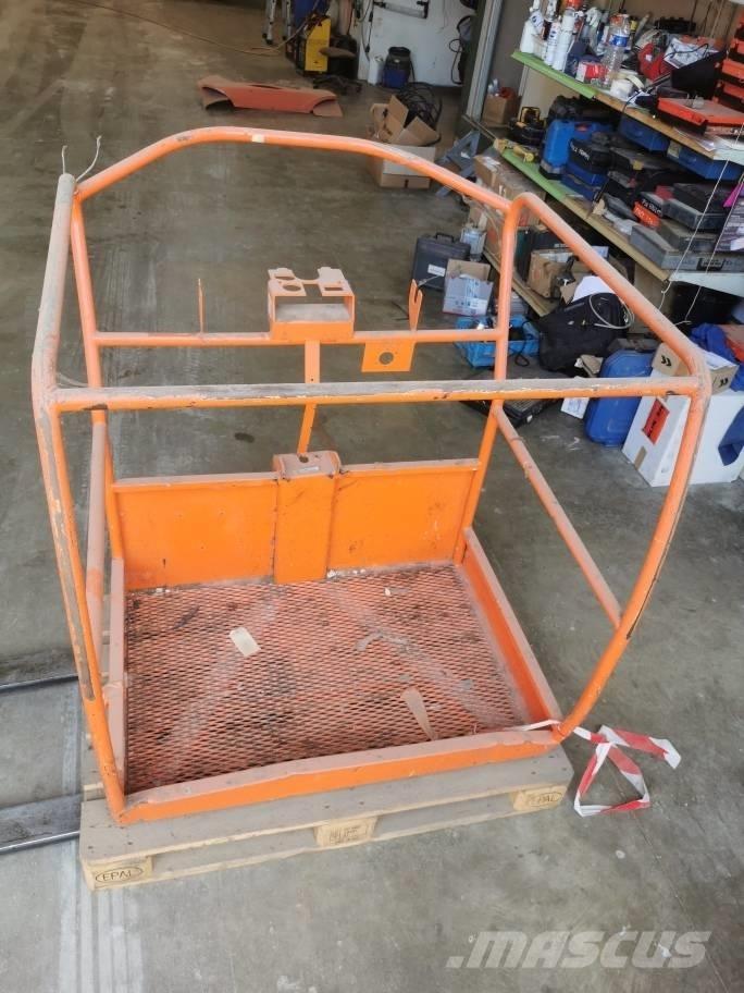 JLG Toucan 10 E Plataformas y cucharones