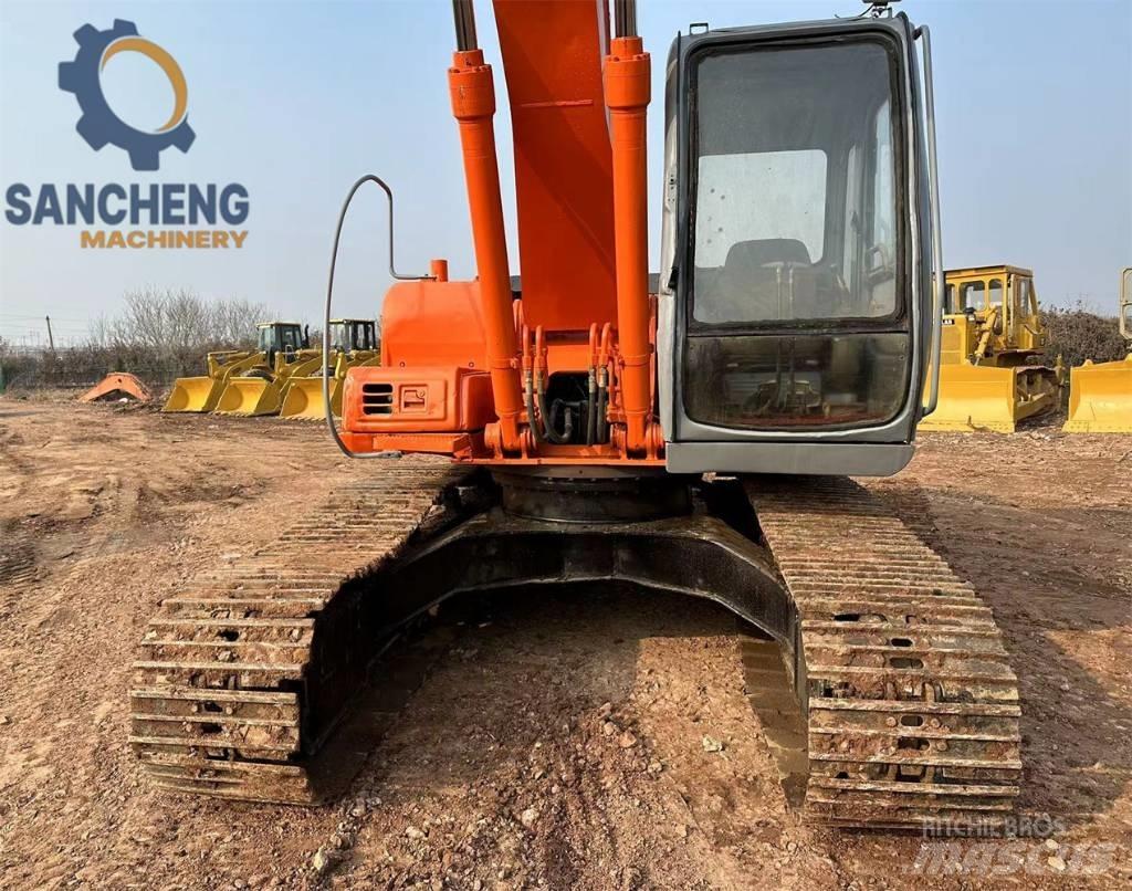 Hitachi EX 200 Excavadoras de cadenas