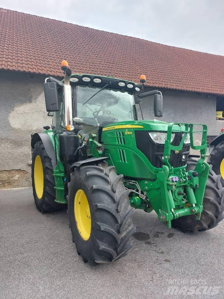 John Deere 6130 R Tractores