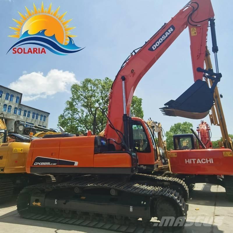 Doosan DX 225 LC Excavadoras de cadenas