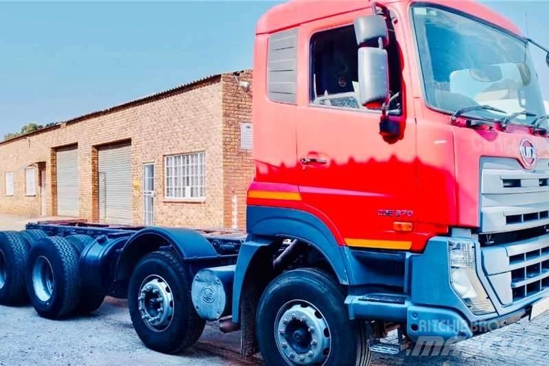 UD CGE 370 8x4 Otros camiones