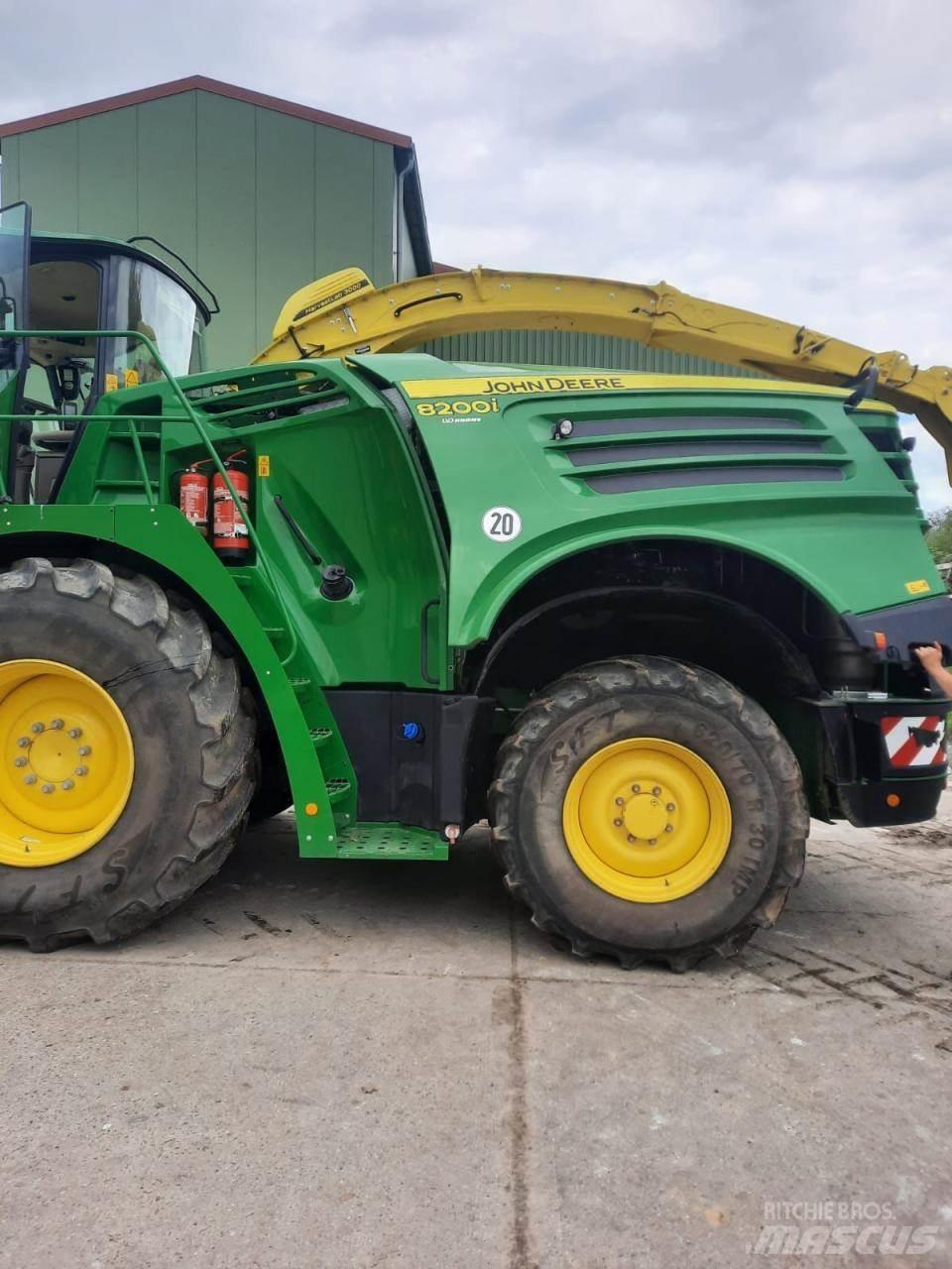 John Deere 8200 i Picadoras de forraje autopropulsadas