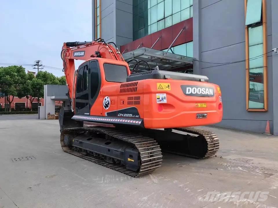 Doosan DX225LC-9C Excavadoras de cadenas