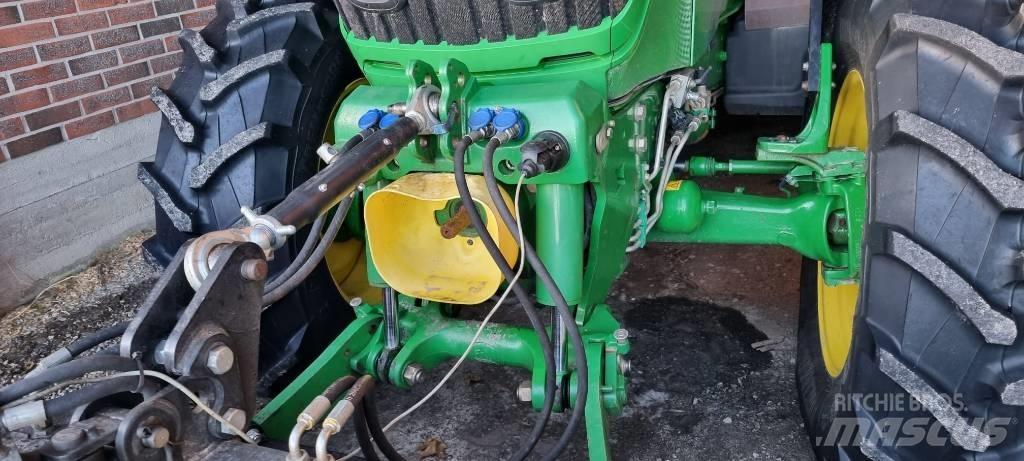 John Deere 6125 R Tractores