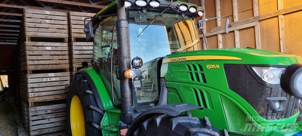 John Deere 6125 R Tractores