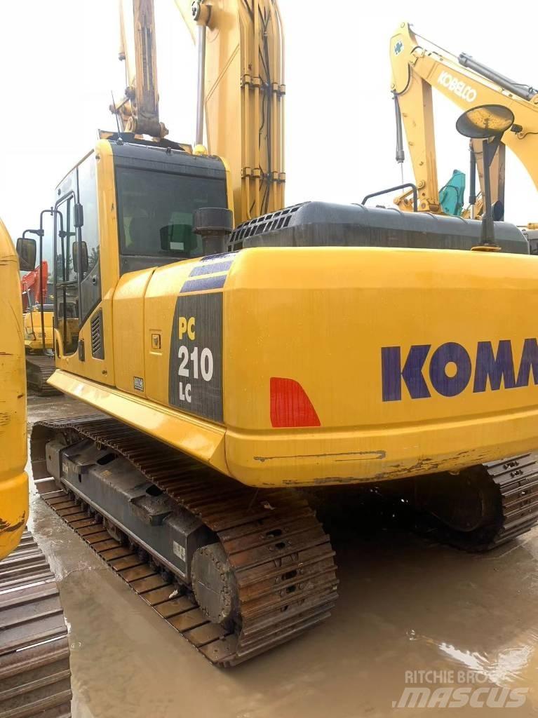 Komatsu PC 210-8 Excavadoras de cadenas