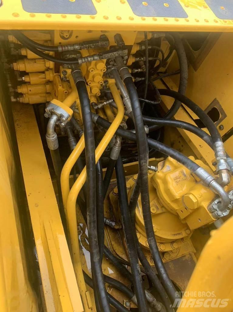 Komatsu PC 210-8 Excavadoras de cadenas