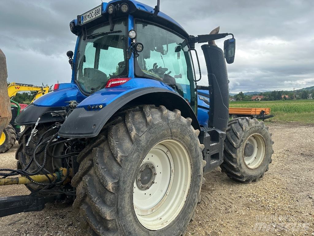 Valtra T 174 E Tractores
