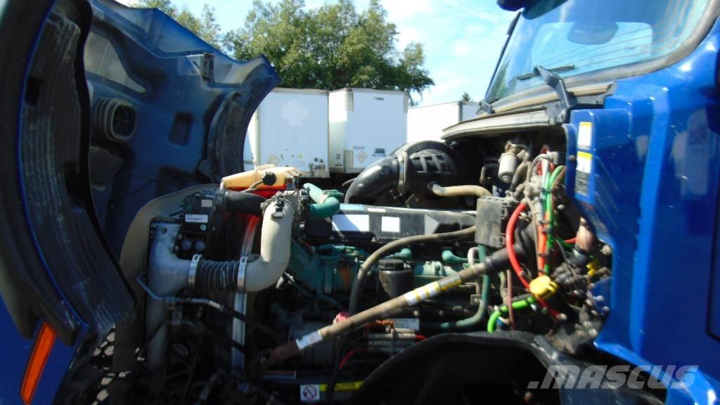 Volvo VNX 300 Otros camiones