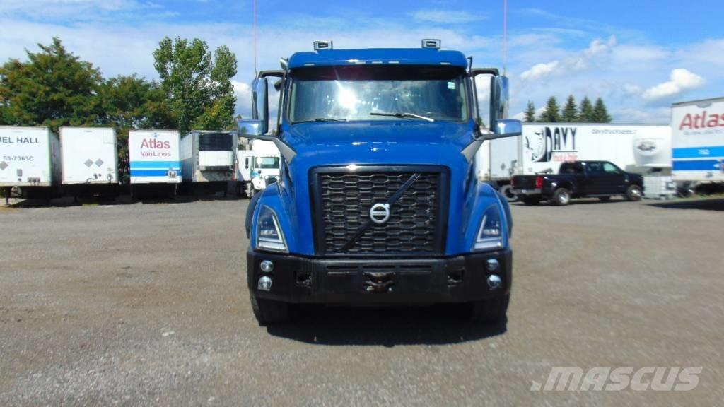 Volvo VNX 300 Otros camiones