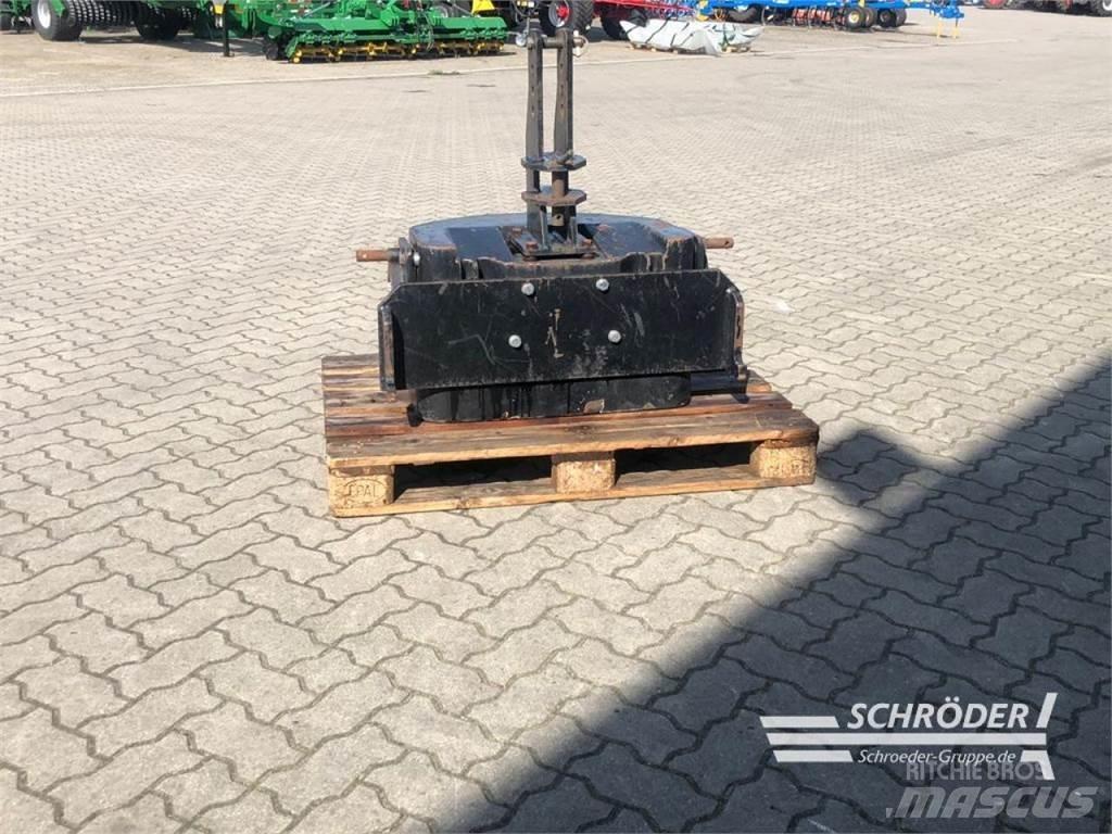 900KG GUSSGEWICHT Otros accesorios para tractores