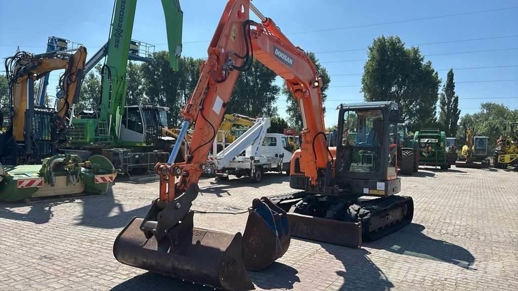 Doosan DX85 0 Excavadoras especiales
