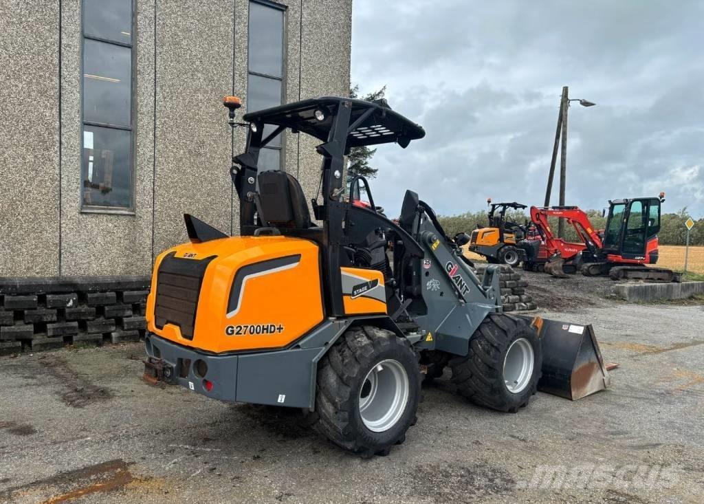 GiANT G 2700 HD Palas cargadoras