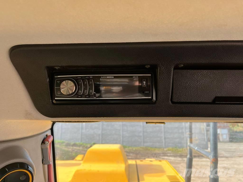 JCB 220X C 4F Excavadoras de cadenas