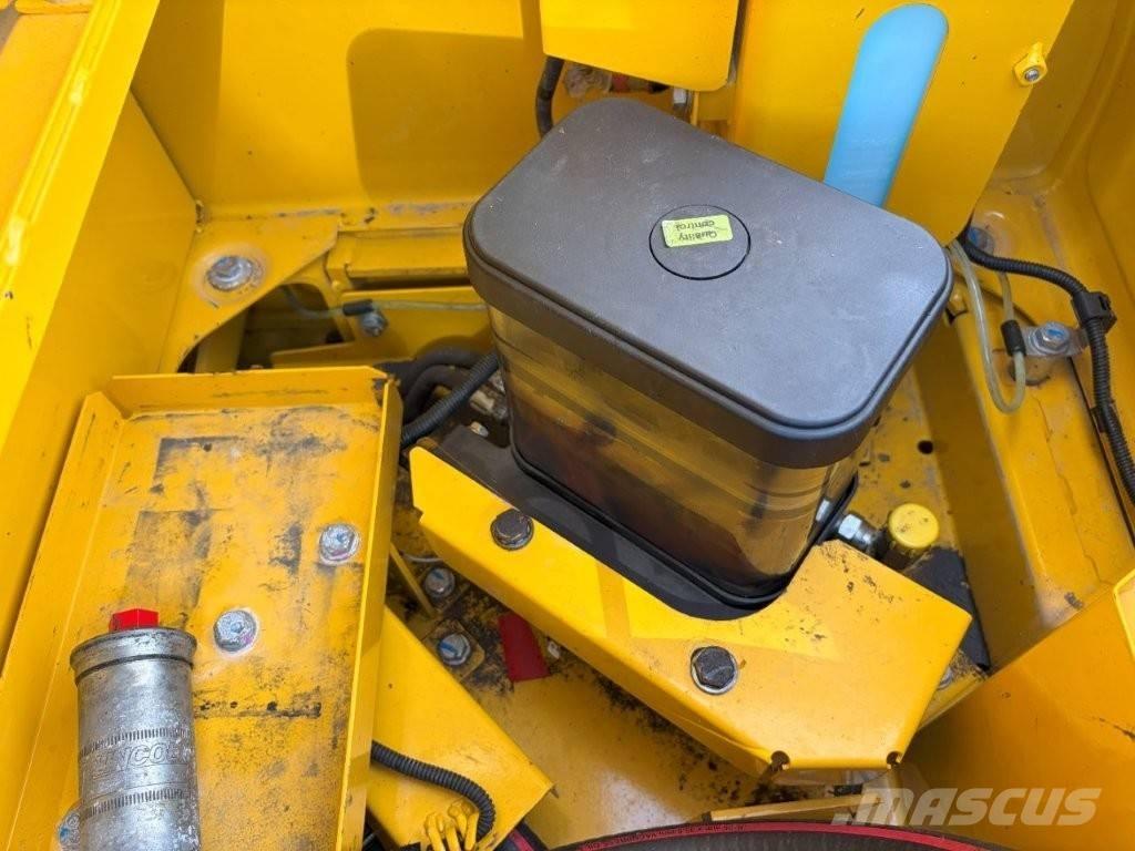 Komatsu PC 240 LC-11 Excavadoras de cadenas