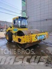 Bomag BW 220D-40 Rodillos de doble tambor
