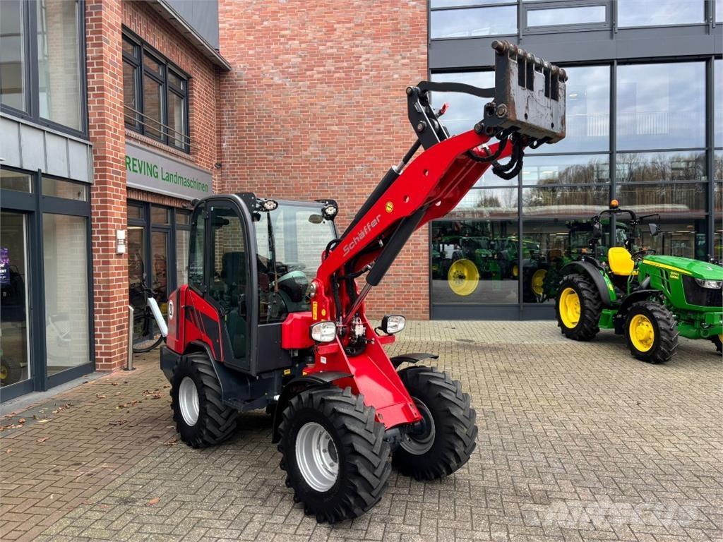 Schäffer 3650 Cargadoras sobre ruedas