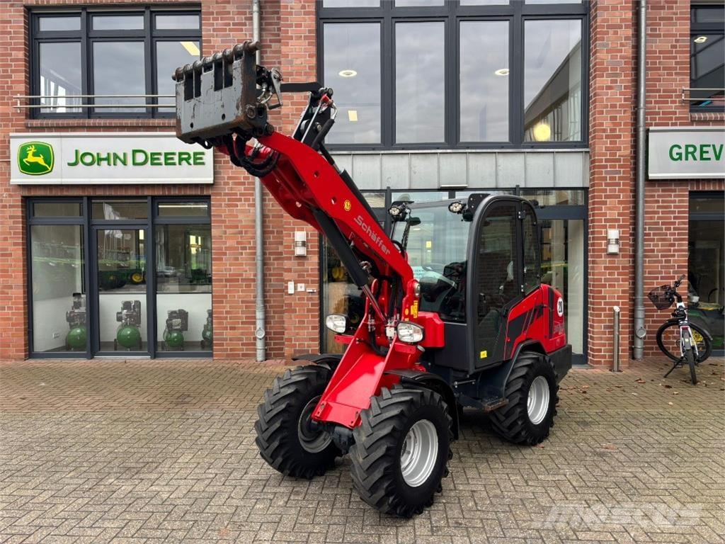 Schäffer 3650 Cargadoras sobre ruedas