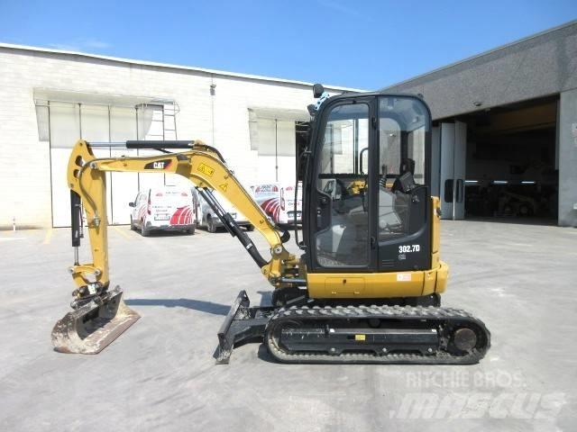 CAT 302.7 D CR Mini excavadoras < 7t