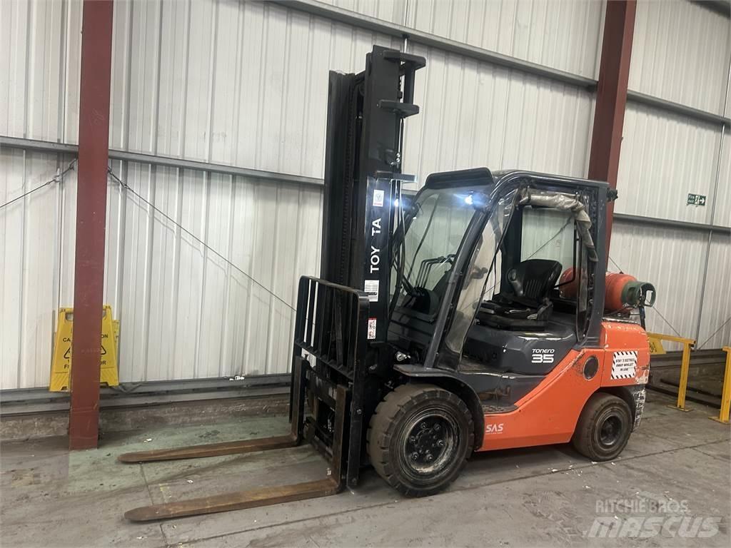 Toyota 02-8FGJF35 Carretillas LPG